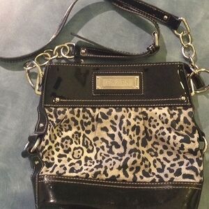 Chaps crossbody purse